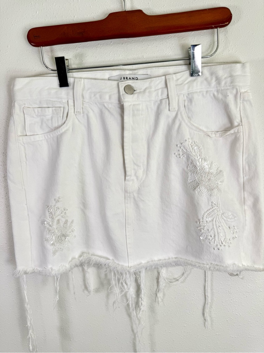 J Brand Bonny White Denim Mini Skirt Sequin Floral Raw Hem Size 28